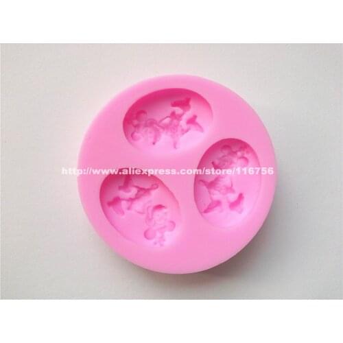 New! Free Shipping 3-Mouse Girl Shaped Silicone Mini Mold Cake Decoration Fondant Cake 3D Mold Food Grade Silicone Mould 250