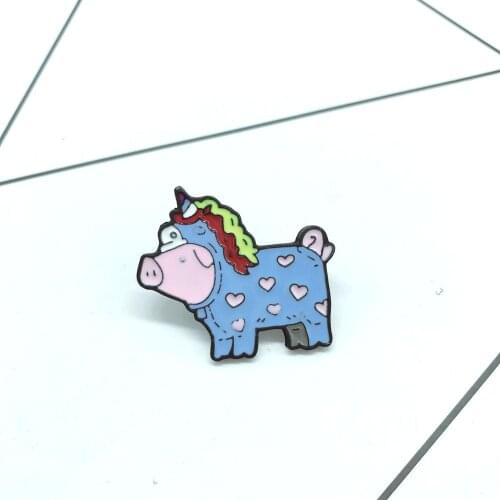 Creative cartoon Pig who wants to be a unicorn Womens brooches Enamel pins Color brooch For women Coat collar badge jewelry