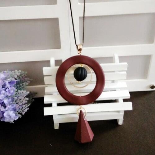 Simple Geometric Circle Pendant Necklace for Woman Girl Wood Beaded Snake Link Sweater Chain Necklaces Charm Jewelry