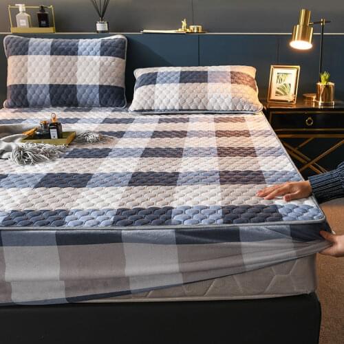 Soft Warm Short Plush Quilted Mattress Cover Super Smooth Thicken Velvet Fitted Sheet Not Including Pillowcase Funda de colchón