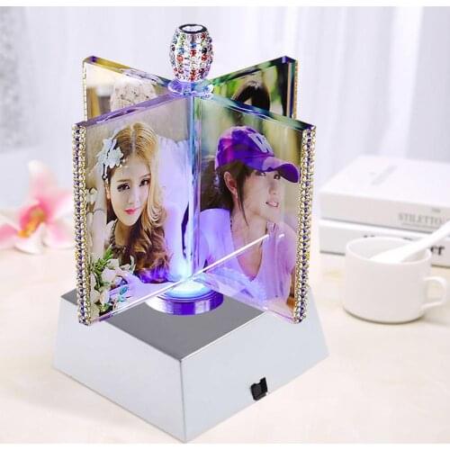 3 LEDs Home Colorful Changing Light Crystal Tower Light Decoration Figurine Display Stand (Without Batteries)