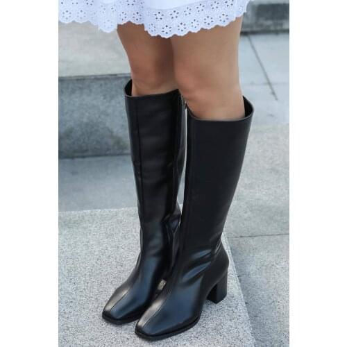 Mio Gusto Brand Courtney Black Brown Skin Color High Quality 5Cm Heel Knee-high Women 's Winter Boots