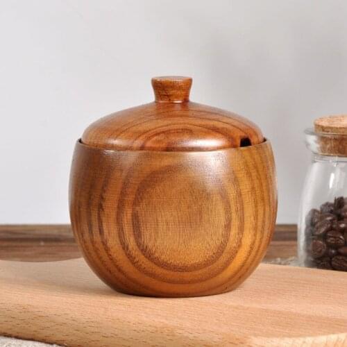 Solid Wood Seasoning Pot Creative Seasoning Bottle Wooden Retro Solid Wood Salt Shaker With Lid Seasoning Pot