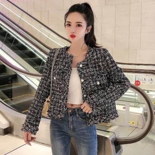 New fashion temperament short jacket women 2021 slim tweed plaid short French retro jacket Hepburn style elegant jacket women