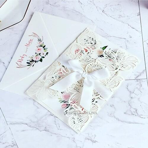 50PC Ivory Shiny Petal Laser Cut Wedding Invitations with Ribbon Customize Invitation Cards for Sweet Fifteen Engagement Invites