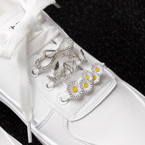Rhinestone Shoe-Buckle For Women Babygirl Sneaker Jewelry Crystal Shoe Tag Gold Color Shoe Fastener Pearl Shoe Decorations Gift