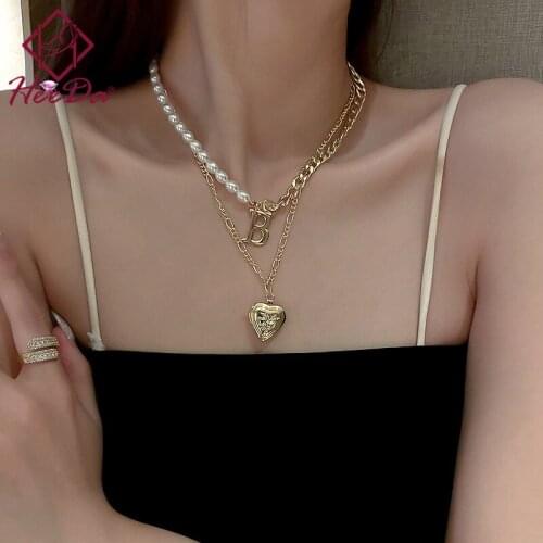 2021 Korean Graceful Pearl Short Necklace Women Fashion Heart Letter Neck Decoration Lady Smile Clavicle Chain Jewelry Female