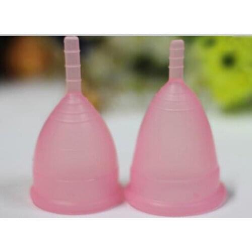 1Pc Random Color Menstrual Cup Lady Period Hygiene Reusable Cup Medical Grade Soft Silicone Moon M/L Sizes