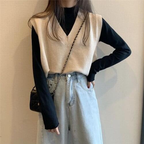 Autumn 2020 V-Neck Knitted Vest Women Winter Sweater Vest Short Sleeveless Sweater