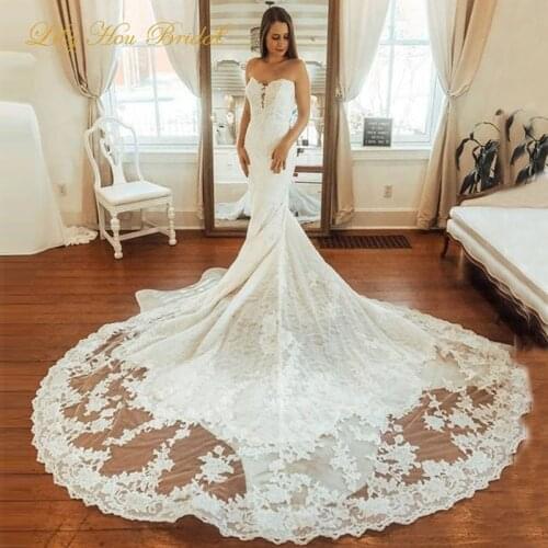 Vintage Lace Mermaid Wedding Dress Sweetheart Sleeveless Appliques Bridal Gowns with Long Train