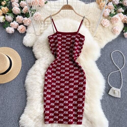 Design sense chain sling dress summer new sexy tube top Slim short stretch knitted bag hip skirt