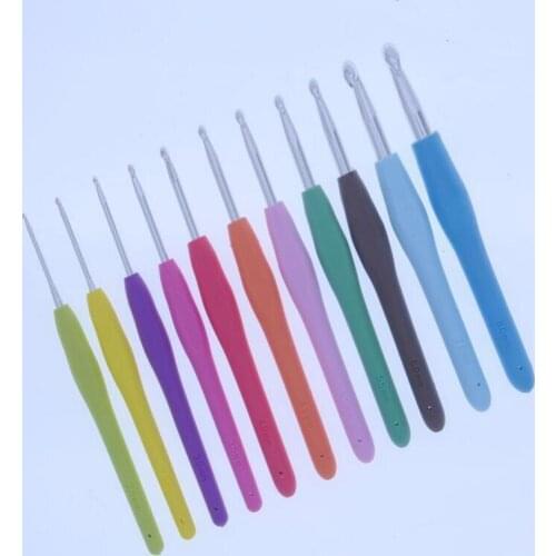 11PCS/Set Colorful Knitting Needles TPR Soft Rubber Handle Aluminum Crochet Hooks For Knit DIY Craft Loom Tool Weaving Kit Plait