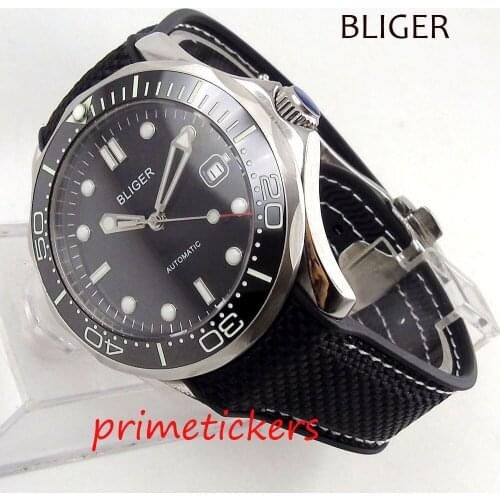 Automatic mens watch 41mm sapphire glass black dial luminous hands rubber strap