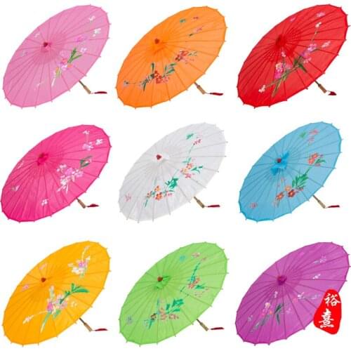 Chinese 82cm Red Umbrella Peach Blossom Sun Parasols Bamboo Paper Craft Umbrella Traditional Dance Color Parasol Wedding Props