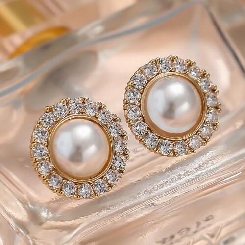 Classic Pearl Rhinestone Clip Woman Earring 2021 Trend Exquisite No Pierced Earrings Elegant Party Statement Jewelry Sister Gift