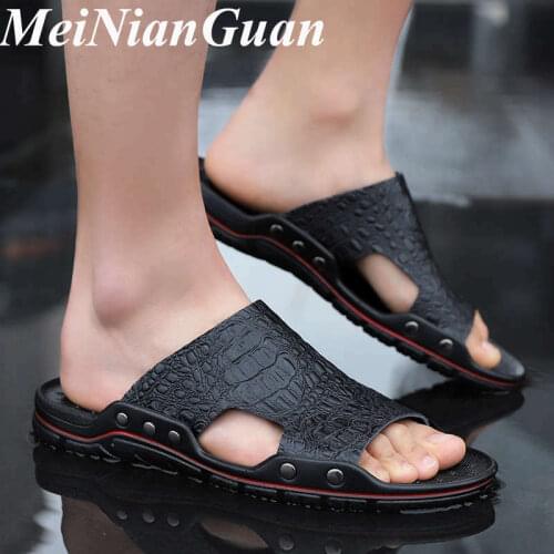 Large Size Fashion Man Slippers Anti Slip Shoes for Men Sandals Crocks Top Sales Mens Flip-flops High Quality Beach Shoes CK