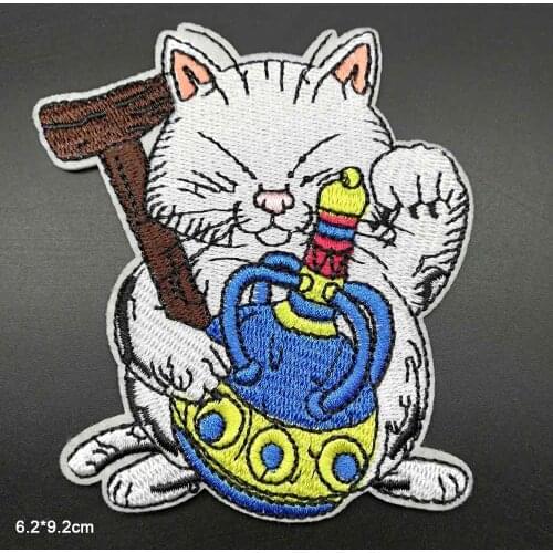 White Smiling Cat Patches Iron On Embroidered Clothes YELLOW BALL Patches For Clothing Stickers Garment Wholesale