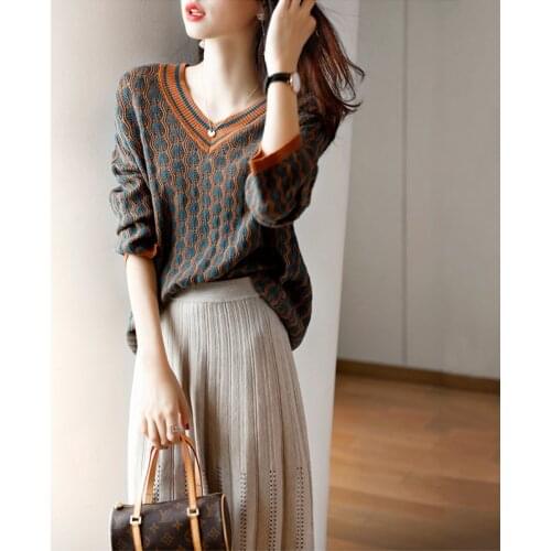 Vintage Knitted Suit Female Loose Wave V Neck Patchwork Color Sweater and Long Skirts Suits Hollow Knitting Two Piece Set Women