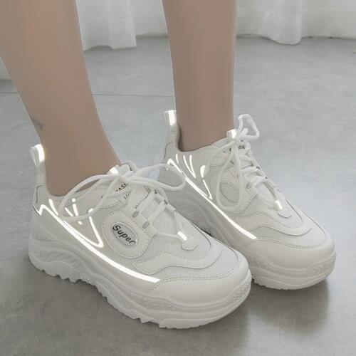 Reflective Chunky Women Sneakers Ladies Shoes Trainers White Platform Sneakers Dad Shoes Sport Basket Femme Sneakers Big Size