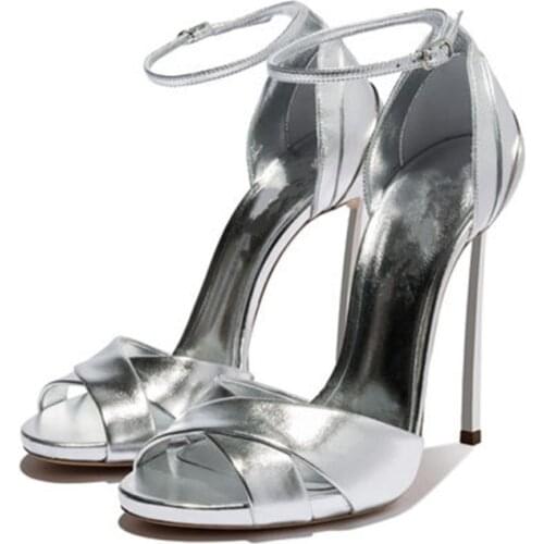 Euro American style 2021 new interior waterproof table with one line buckle, silver super high wine glass and banquet sandals