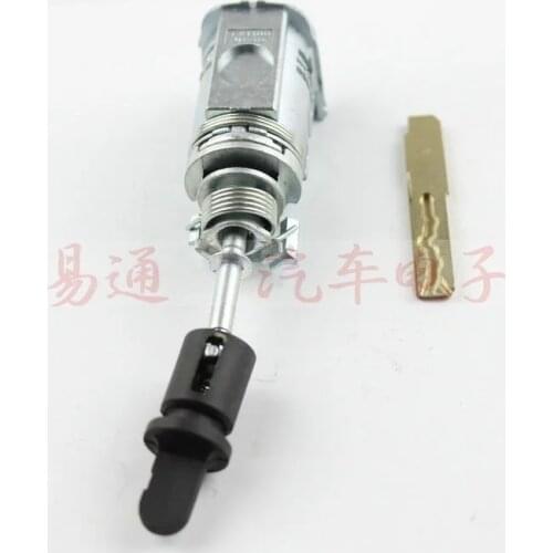 Car Central Door Lock Core For Audi A4L Q5 A6L C7 B8 Replace with Key Front Left car lock Core