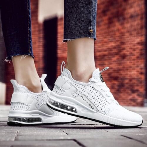 Fashion Shoes For Women 2020 New Couple Casual Breathable Designer Sneakers Lightweight Ladies Trainers Zapatos De Mujer Zapatos