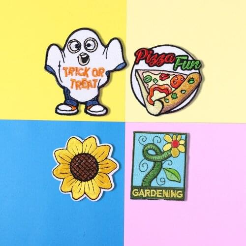 1PCS Gourmet pizza Embroidery Plant sunflower Patches wholesale 3D Badge Patch Hallowmas wood still Yi Patches Appliques