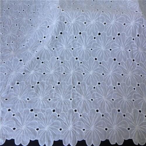 1 Yard Embroidery Blossom Cotton Lace Fabric Eyelet Lace Ivory White Home Party Decoration Hollow Out Nigerian Voile Lace