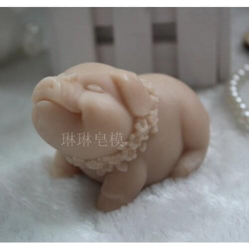 Handmade soap silica gel mould candle soap mould silicone mold for DIY cute pig