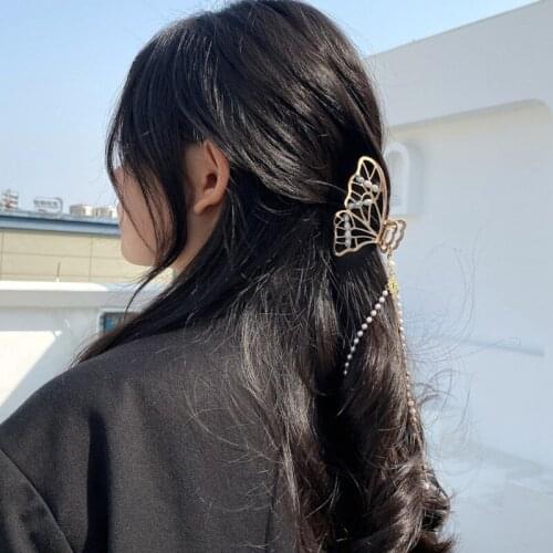 Simple Butterfly Chain Tassel Women Hair Claw Fashion Gold Silver Hair Clips for Women Metal Hair Accessories Crab Bath Clip