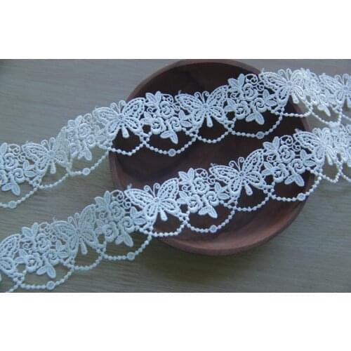 2Yards White Butterfly Hollow-out Venice Lace Trim Polyester Sewing Applique Craft For Wedding Dress