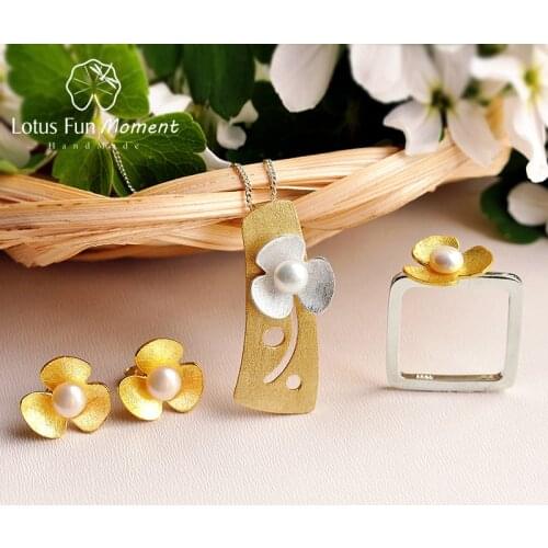 Lotus Fun Moment Real 925 Sterling Silver Natural Pearl Handmade Fashion Jewelry Square Fresh Clover Flower Jewelry Set Bijoux
