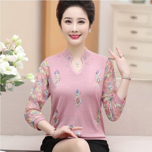Middle Aged Women Sweater And Pullovers 2019 Autumn Three Quarter Sleeve embroidery V Neck Blouse Tops Mother Thin Sweater