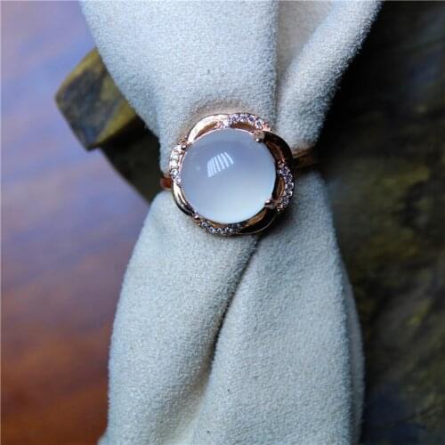 Wholesale Personality Fashion Jewelry Green Agate Luxury Silver Plated Hollow Ring For Women Feature Concise Namour Charm Gift