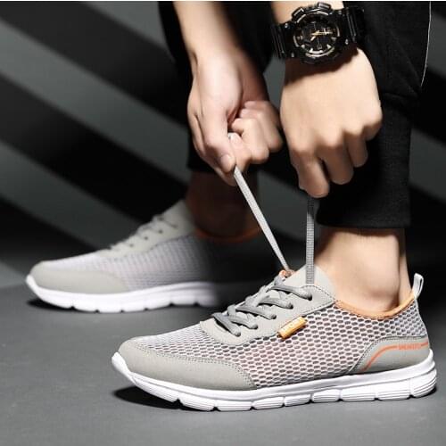 Men Mesh Casual Shoes Fashion Light Breathable Summer Sandals Outdoor Beach Vacation Soft Loafers Wear-Resistant Male Sneakers