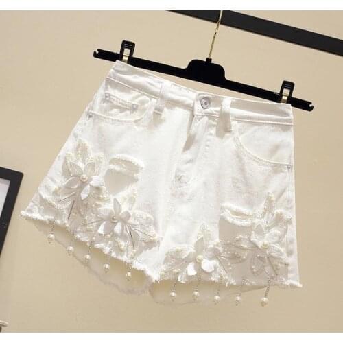 Women 2021 Summer Fashion Embroidery Beading Shorts Jeans Female Hole Sexy Washed Jeans Shorts Ladies Loose Denim Shorts Y45