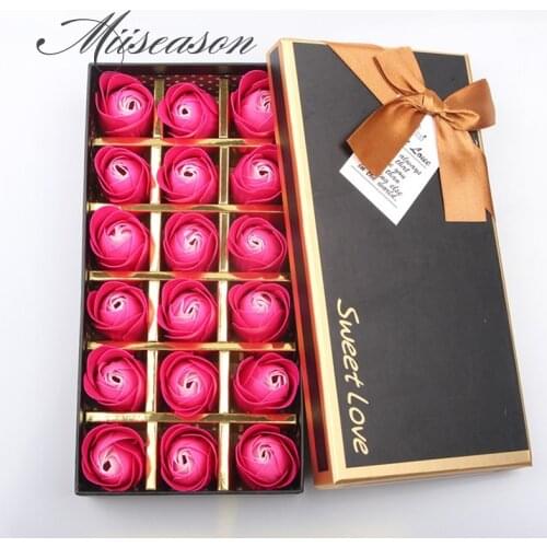 18Pcs soap flowers Scented Rose Petal Bath Body Soap Wedding Party Gift favors rose for Valentines /Mothers Day with bear Gift
