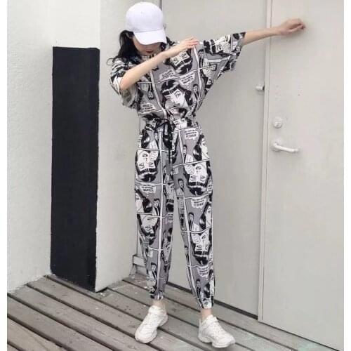 2pcs Tweed Women Summer Fitness Tracksuit Outfit Suit Set Girl Hiphop Cartoon Newspaper Print Short Sleeve Top + Pants