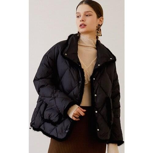 2021 New Winter Womens Down Jacket Fashion Fur Stiching White Thick Duck Filling Coat Female Outdoor Leisure Short Puffer Parka