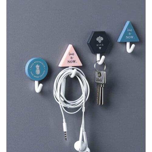 Creative Simple Hooks Bedroom Bathroom Plastic Hooks No Nails No Trace Sticking Hooks No Punching 3 Packs