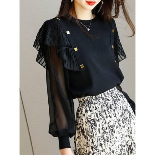 2021 autumn new style top shirt female design niche French ruffled shirt small shirt womens plus size knit pullover autumn