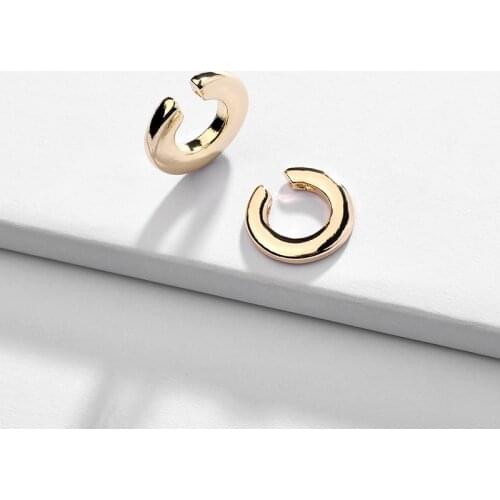 New Punk Gold Alloy Ear Clip Earrings for Women Girls Simple Charm Circle Ear cuff Party Jewelry Accessories Wholesale
