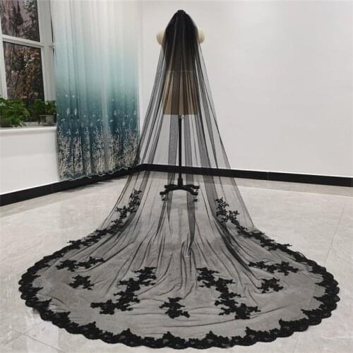 Long 3 metres Black Bridal Veils Tulle One Layer With Comb Lace Appliques Edge Cathedral Long Wedding Veil for Brides 3 Metres