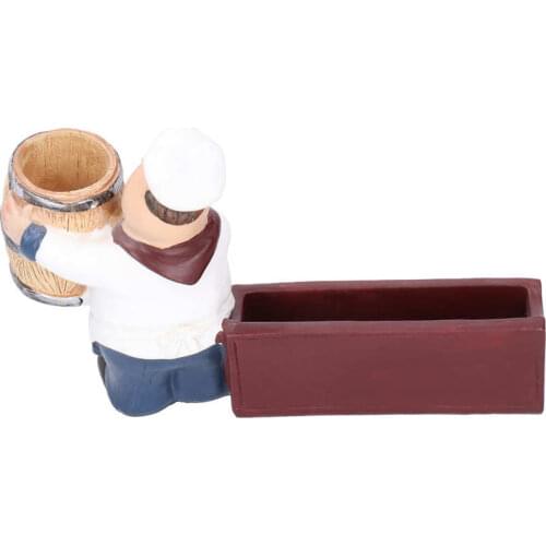 Chef Figurine Synthetic Resin Material Hand‑Made Crafts Perfect Decoration Tabletop Decoration Restaurant Woman for Chef Home