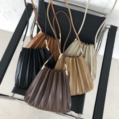 Bags of Women 2021 New Female Bag PU Leather Fashion Fold Shoulder Bag Retro Fashion Casual Messenger Female Bag