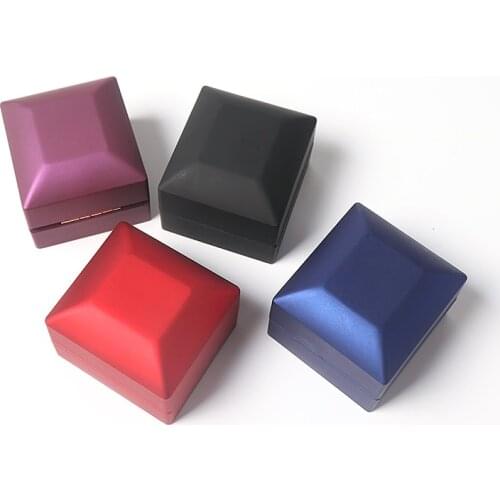 Jewelry Box With LED Light For Engagement Wedding Rings Box Festival Birthday Jewerly Ring Necklace Display Gift Boxes
