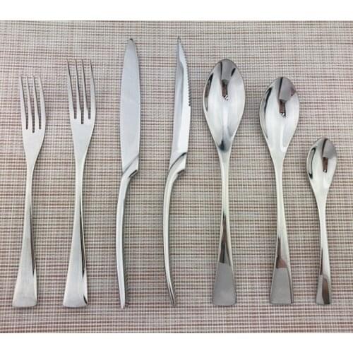 Shiny Luxury Silver Cutlery Stainless Steel Dinnerware Set Coffee Teaspoon Fork Silverware Creative Dinner Set Steak Knife Forks
