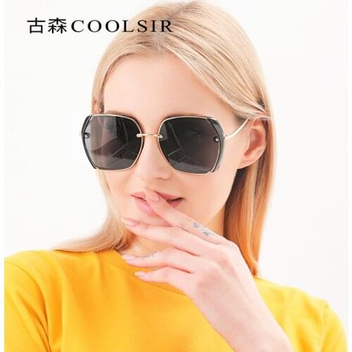 Fashion new womens sunglasses, anti-ultraviolet polarized sunglasses223