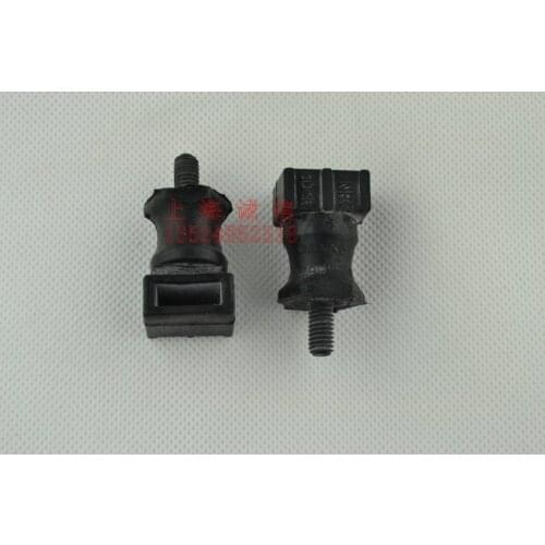 Apply to Bora Polo Passat Auxiliary air pump Cushion cushion Bracket Screw Secondary circulation pump screw