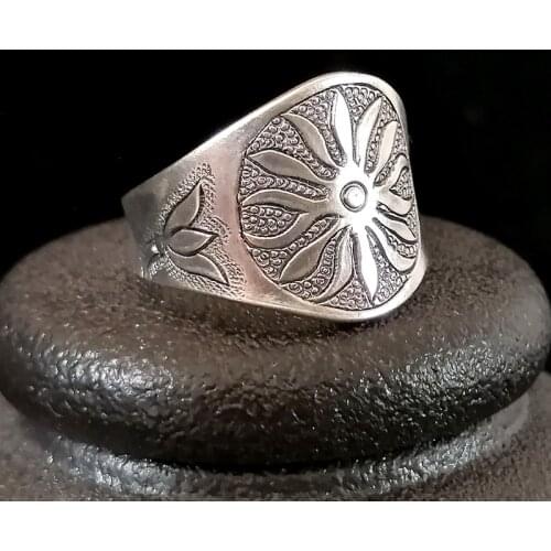 Bastiee Paired Rings